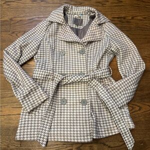 J2 Women’s Gray & Ivory Houndstooth Belted Peacoat Jacket, Medium